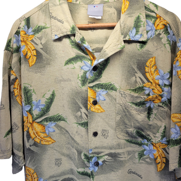 St. Louis Cardinals Floral Hawaiian MLB Genuine Button Up Shirt Size Large - Picture 4 of 7